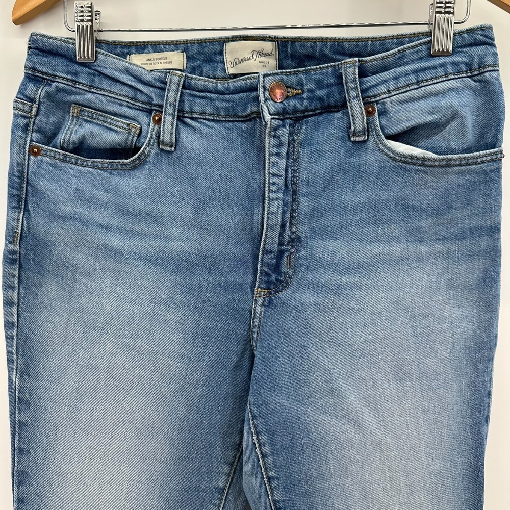 Universal Thread Ankle Bootcut Jeans Womens‎ 8/29R Blue Denim Raw Hem Stretch